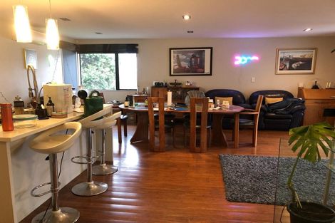 Photo of property in 87 Knights Road, Rothesay Bay, Auckland, 0630