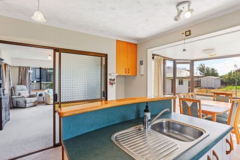 Photo of property in 77 Mackenzie Avenue, Woolston, Christchurch, 8023