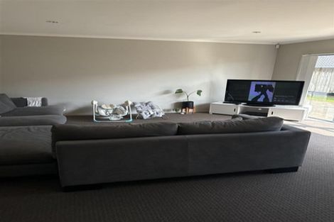 Photo of property in 6 Ramesh Place, Pukekohe, 2120