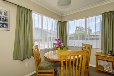 Photo of property in 12 Carter Place, Manurewa, Auckland, 2102