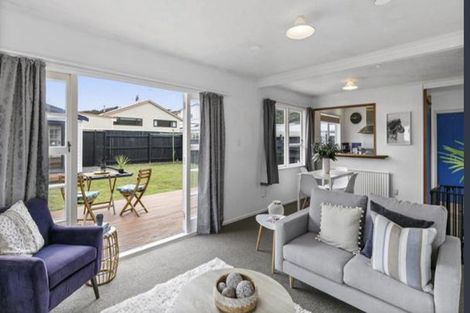 Photo of property in 8 Karamea Grove, Wainuiomata, Lower Hutt, 5014