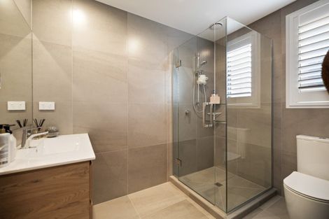 Photo of property in 13 Mcgibbon Lane, Jacks Point, 9371