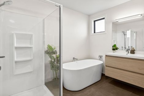 Photo of property in 4 Kahu Close, Wanaka, 9305