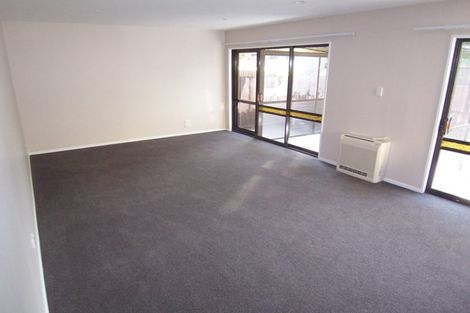 Photo of property in 10 Wadeley Road, Ilam, Christchurch, 8041