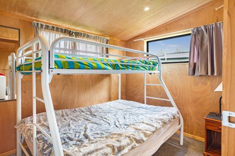 Photo of property in 106 Mckellar Place, Whangamata, 3620