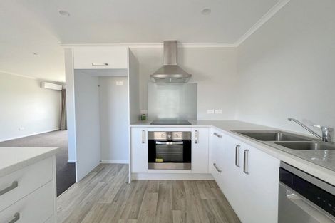 Photo of property in 14u6 Breckons Avenue, Nawton, Hamilton, 3200