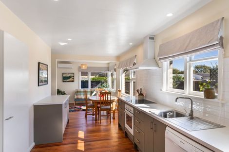 Photo of property in 14 Coniston Avenue, Ilam, Christchurch, 8041