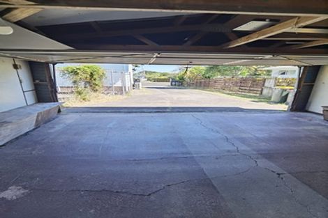 Photo of property in 55 Sikkim Crescent, Clover Park, Auckland, 2019