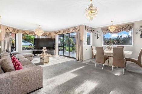 Photo of property in 5 Dusky Crescent, Aotea, Porirua, 5024