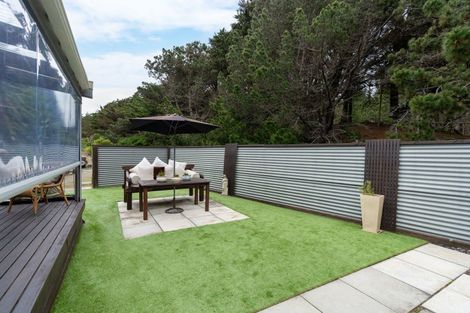 Photo of property in 208 Park Avenue, Waitarere Beach, Levin, 5510