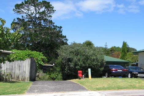 Photo of property in 2/13a Eskdale Road, Birkdale, Auckland, 0626