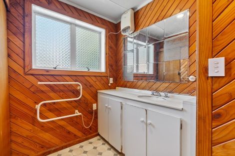 Photo of property in 84 Mill Road, Lower Vogeltown, New Plymouth, 4310