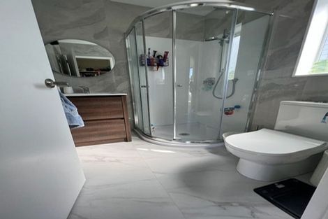 Photo of property in 28b Halberg Street, Glenfield, Auckland, 0629