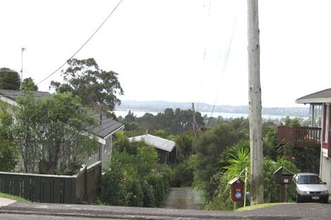 Photo of property in 50 Colwill Road, Massey, Auckland, 0614