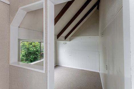 Photo of property in 10 Mamaku Street, Paraparaumu, 5032