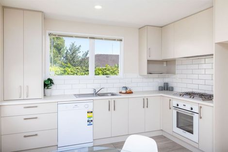 Photo of property in 7 Farnborough Street, Aranui, Christchurch, 8061