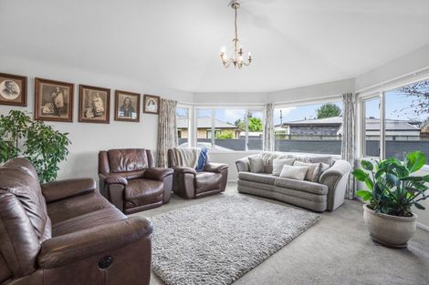 Photo of property in 10 Howard Street, Carterton, 5713