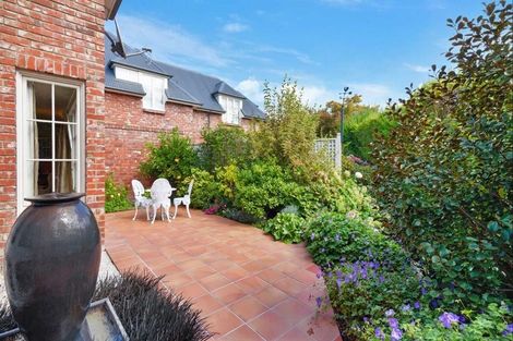 Photo of property in 12 Makora Street, Fendalton, Christchurch, 8041