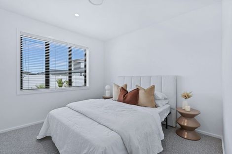 Photo of property in 49 Stace Hopper Drive, One Tree Point, 0118
