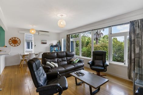 Photo of property in 41 Brandon Road, Glen Eden, Auckland, 0602
