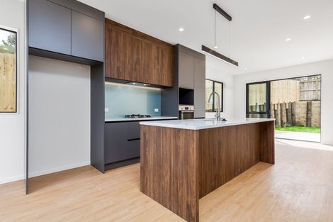 Photo of property in 9a Endurance Rise, Orewa, 0931
