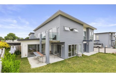 Photo of property in 11u1 Crosher Place, Silverdale, Hamilton, 3216