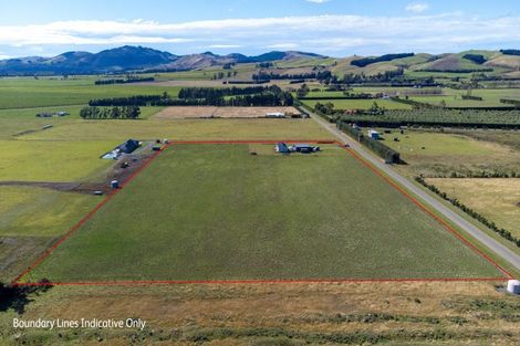 Photo of property in 86 Racecourse Road, Amberley, 7482