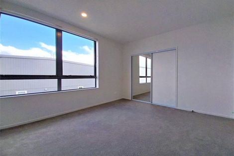 Photo of property in 588f Te Atatu Road, Te Atatu Peninsula, Auckland, 0610