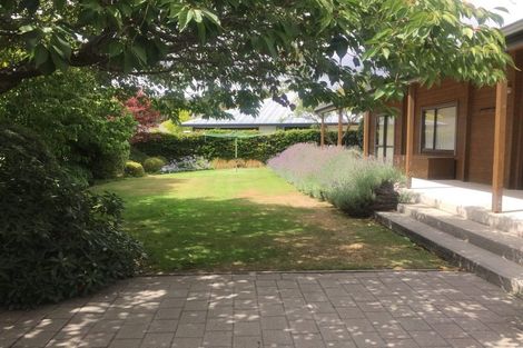 Photo of property in 21 Meadowstone Drive, Wanaka, 9305