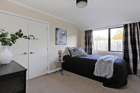 Photo of property in 210a Frimley Oaks, Frimley, Hastings, 4120