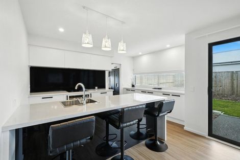 Photo of property in 29 Plover Avenue, Amberley, 7410