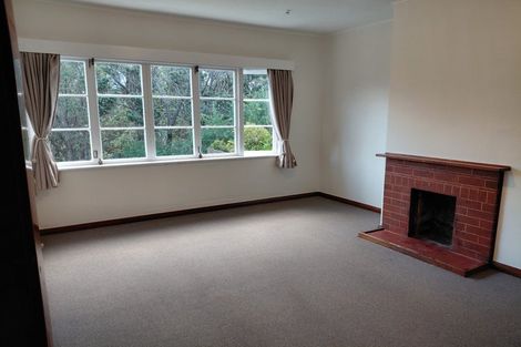 Photo of property in 16 Rodney Street, Northland, Wellington, 6012