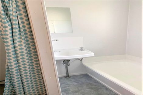 Photo of property in 11 Glen Alice Grove, Naenae, Lower Hutt, 5011