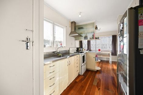 Photo of property in 61 Carrington Avenue, Silverdale, Hamilton, 3216
