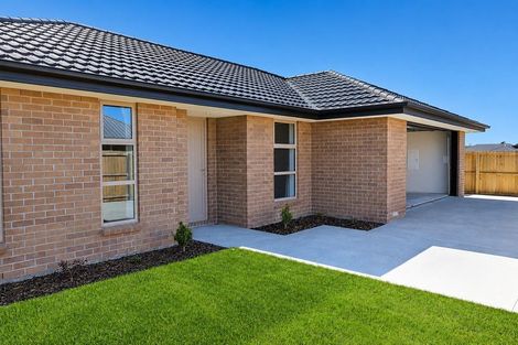 Photo of property in 4 Te Aika Street, Marshland, Christchurch, 8083