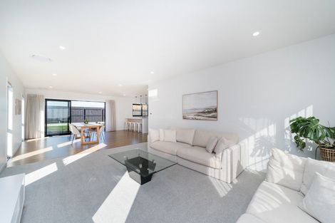 Photo of property in 78 Freedom Drive, Kelvin Grove, Palmerston North, 4470