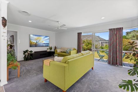 Photo of property in 268 Saint Andrews Drive, Bethlehem, Tauranga, 3110