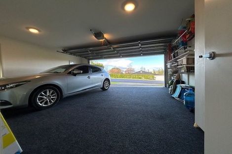 Photo of property in 24 Laly Haddon Place, Matakana, 0985