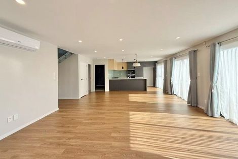 Photo of property in 26c Amberley Avenue, Te Atatu South, Auckland, 0610
