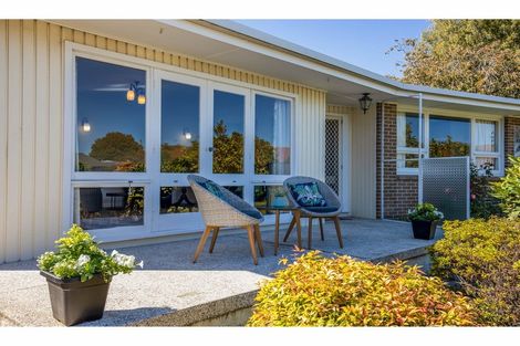 Photo of property in 3 Ostend Place, Avonhead, Christchurch, 8042