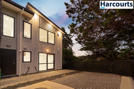 Photo of property in 1/7 Glen Road, Ranui, Auckland, 0612