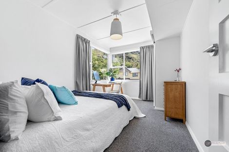 Photo of property in 94 Judd Crescent, Naenae, Lower Hutt, 5011