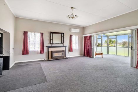 Photo of property in 3 Wharf Street, Castlecliff, Whanganui, 4501