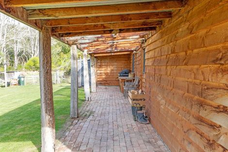 Photo of property in 948 Dipton Mossburn Road, Castle Downs, Dipton, 9791