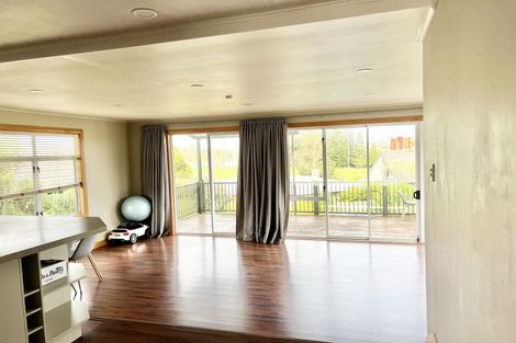 Photo of property in 14 Lyttelton Avenue, Forrest Hill, Auckland, 0620