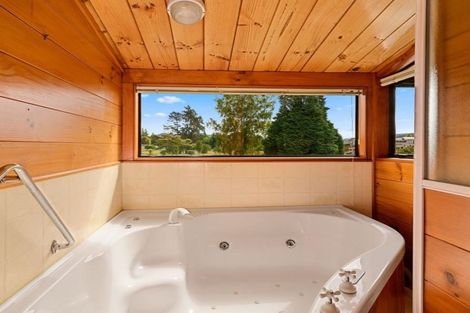 Photo of property in 11a Johnston Crescent, Hillcrest, Rotorua, 3015