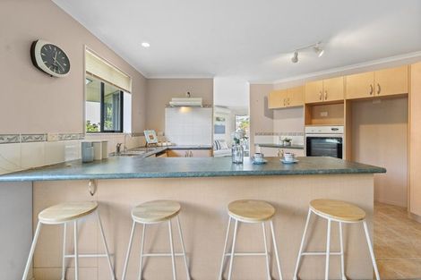 Photo of property in 24 Tauranga Place, Orewa, 0931