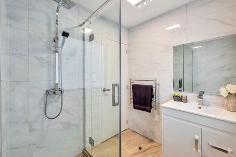 Photo of property in 285 Don Buck Road, Massey, Auckland, 0614