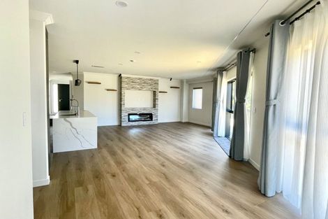 Photo of property in 2e Matatahi Road, Flat Bush, Auckland, 2019