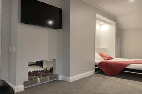 Photo of property in 29 Padnell Crescent, Paparangi, Wellington, 6037